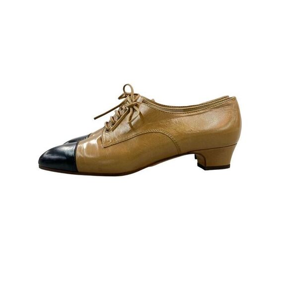 Chanel Loafers Bicolor Women's SIZE 36 1 2 (23.5cm (9.25in)) Chanel - Picture 2 of 10